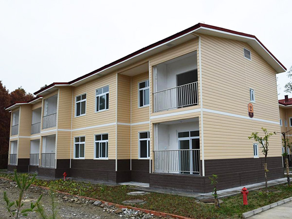 Light Steel Residence