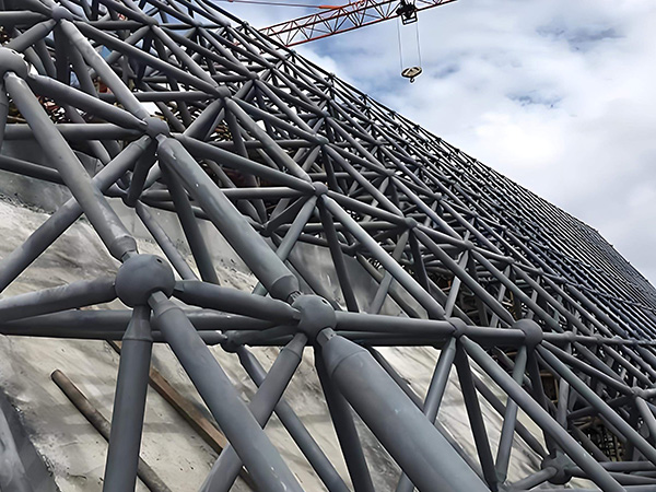 Space Frame with Spherical Nodes